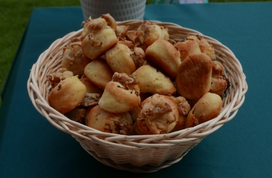 Útra kelt a biatorbágyi sváb pogácsa