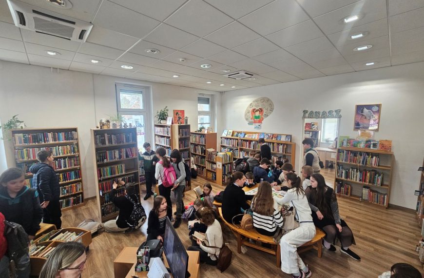 Velem Mindig Történik Valami